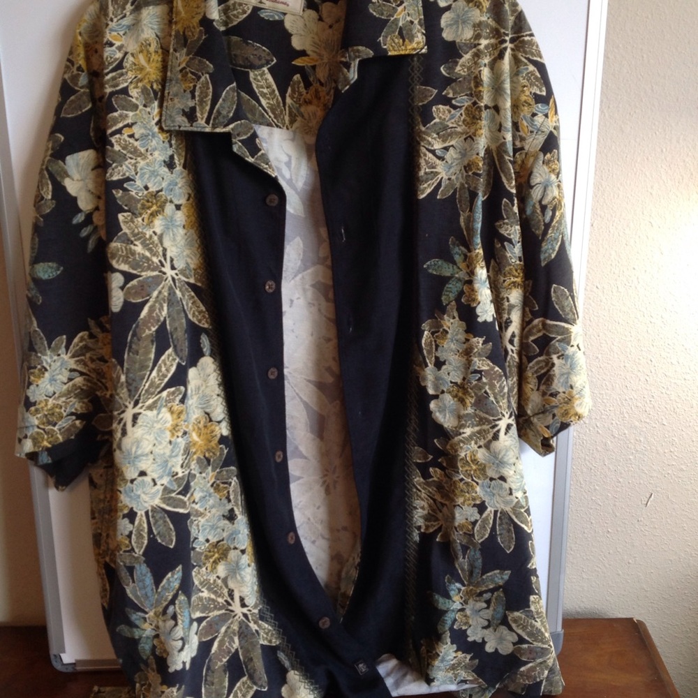 Tommy Bahama button short sleeve shirt men's XXL